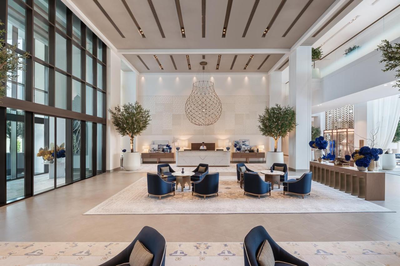 Palace Beach Resort Эль-Фуджайра Экстерьер фото The lobby of the hotel