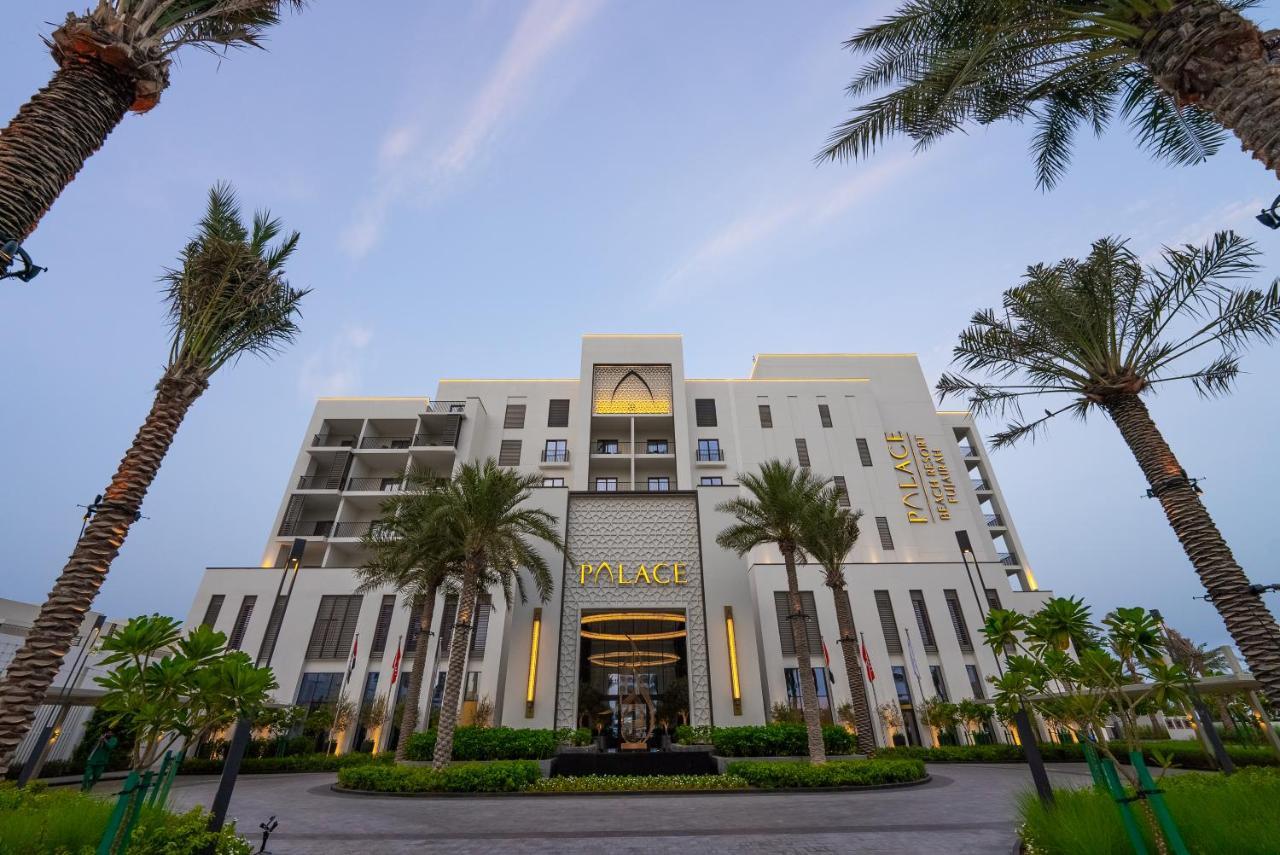 Palace Beach Resort Эль-Фуджайра Экстерьер фото The Palace Downtown Dubai